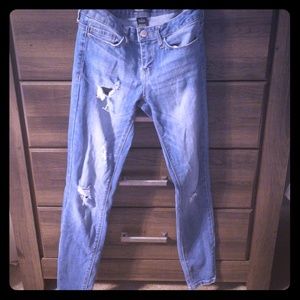 Destroyed Jean Generra size 3